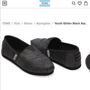 TOM’S Classic Girls Black Iridescent Glimmer- 3.5